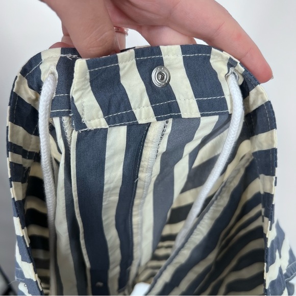 Solid & Striped The Boardshort Swim Trunks in Blue Cream Stripe - Picture 8 of 8